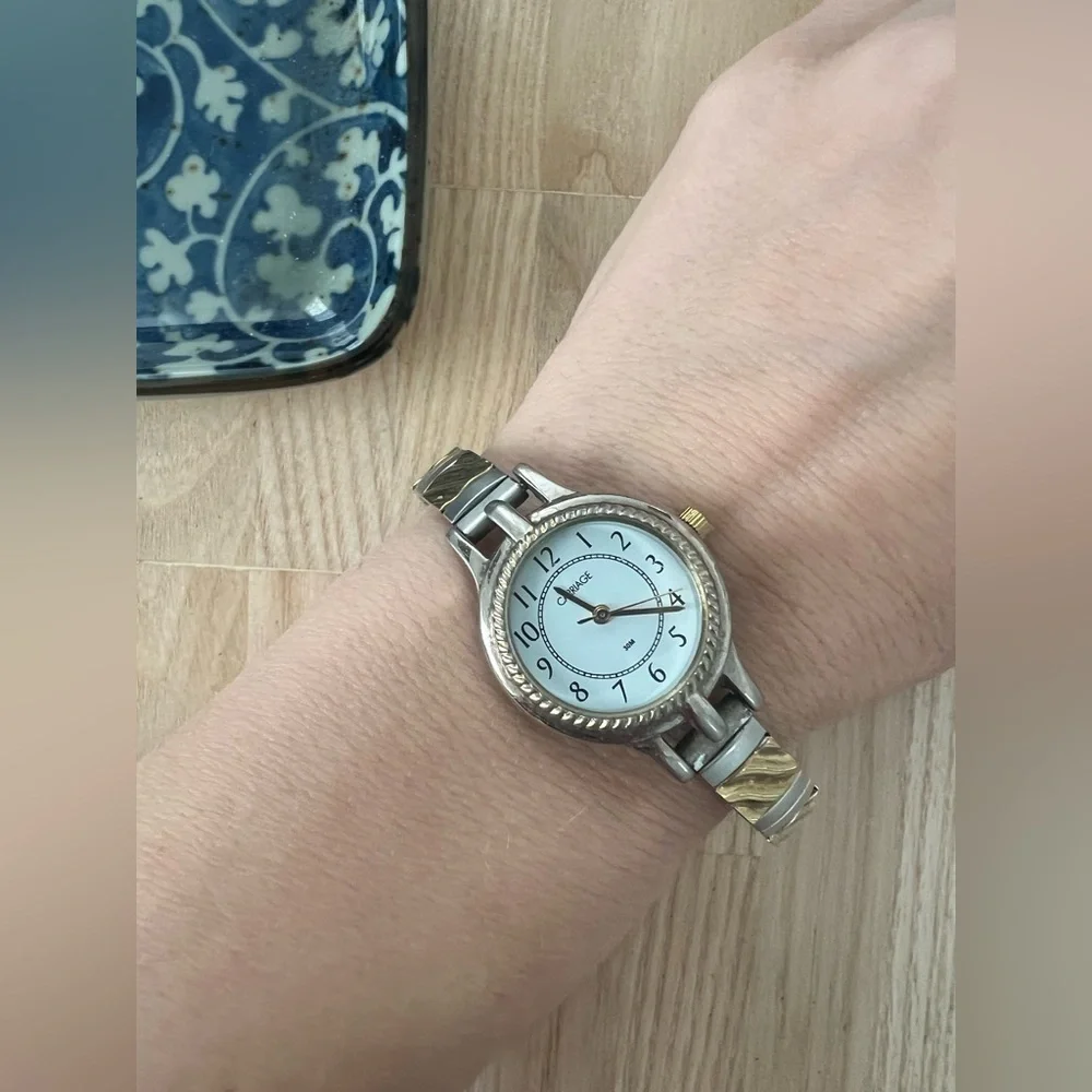Carriage by Timex ladies two-tone bracelet watch NEW BATTERY